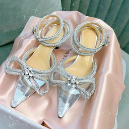 MACHS talón Zapatos de diseñador Machs tacones altos delgados Bombas Diamantes de imitación de lujo Sandalia Diamante Mujer Hombre Cristal Moda Dama Zapato rojo Fiesta de cuero genuino Vestido de fiesta Zapato