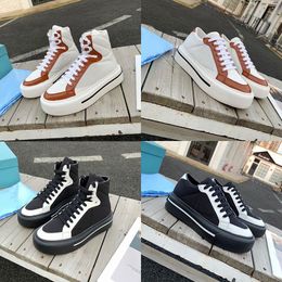 Macro Patent Lederen High-Top Sneakers Mannen Dames Platform Canvas Schoenen Re-Nylon Geborstelde Sneaker Platte Trainers 45 mm Uitgebreide Rubberen Zool Casual Schoen 287