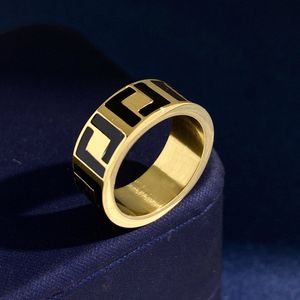Gemaakt in Italië Designer F Ring Extravagant email Hollow Gold Silver Rose roestvrijstalen letterringen Black Wit Women Men Men Wedding Sieraden 670I#