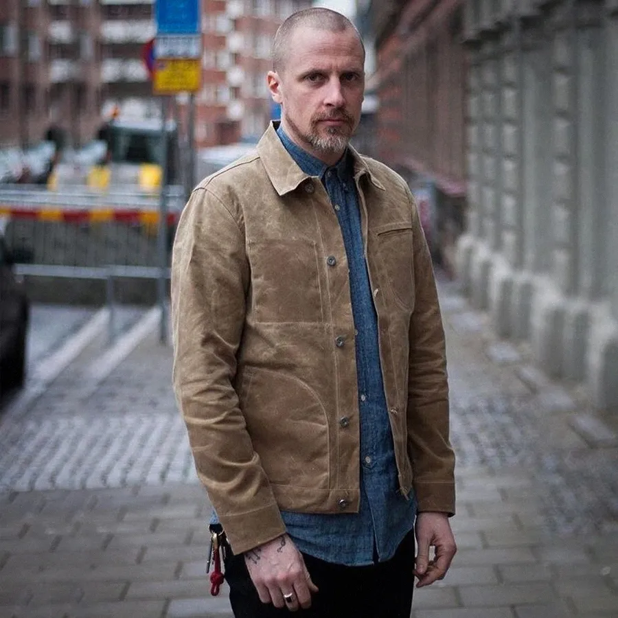 Chaqueta irlandesa de algodón encerado para hombre  Coastal Adventure   NOVICA