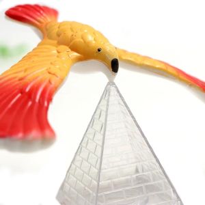 Magic Balancing Bird Science Desk Toy Balancing Eagle Novelty Fun Enfants Apprend Gift Gift Kid Educational Tout with Pyramid Stand,