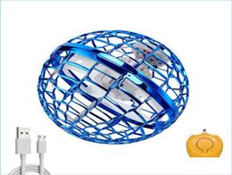 Bolas mágicas juguetes de bolas voladoras Hover Orb controlador mágico Mini Drone Boomerang Spinner 360 giratorio giratorio Ufo seguro para niños Adts 2678140