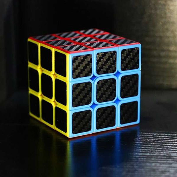Cubos mágicos 3x3x3 y 2*2 Pegatina de fibra de carbono Magic Cube Puzzle 3x3 Velocidad Cubo Magato Puzzle Regalos Juguetes educativos para niños Y240518