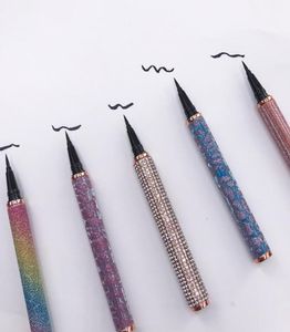 Magic Selfadhesive Liquid Eyeliner Glue for Makeup Fixes Tool Magnet Glue Long Lasting Pen crayon personnalisé Lable8671294