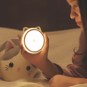 L'aimant peut absorber la veilleuse rechargeable UBS Smart induction du corps humain LED lampes de chevet de la chambre offre spéciale transfrontalière