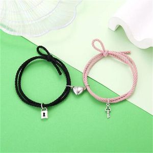 Aimant Couple Bracelets pour Amoureux Serrure Coeur Bracelet Magnétique pour Femmes Hommes Réglable Corde Tressée Bijoux Cadeau