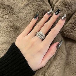 Prächtiges Silber-Micro-Set im Instagram-Stil, vielseitiger, personalisierter Damen-Zeigefinger-exquisite verstellbarer Ring