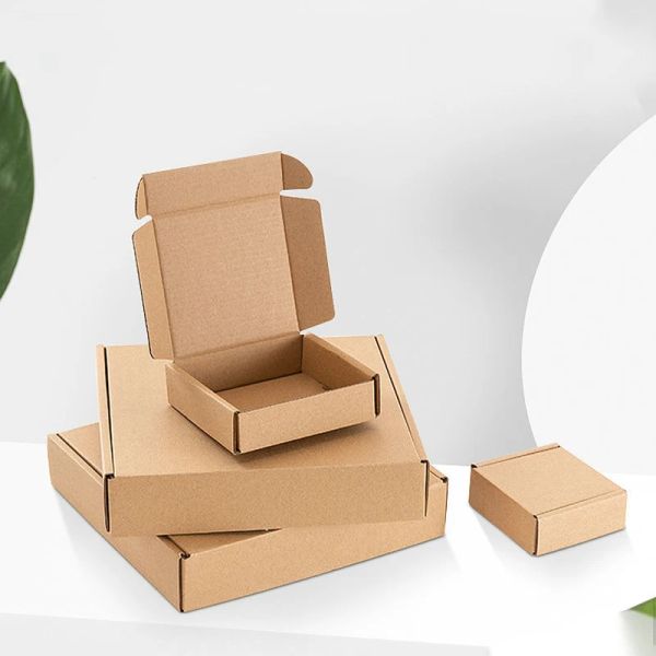 Mailers 10pcs Cajas de mensajería corrugadas Cajas de mensajería para cajas de regalos Express para envío, embalaje y mudanza