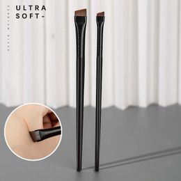 Brosses de maquillage 1/2 pcs Professionnel Small Angled Brush Brush Eyeliner Brow Contour Fine Tool