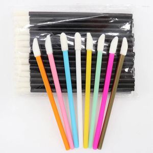 Brosses de maquillage 100pcs maquillage jetable Brosse à lèvres Brosse à lèvres Gloss Wands Applicateur Maquillage Portable Extension Cosmetic Beauty Tool