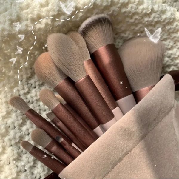 Makeup Brushes 13 PCS / Lot Set Feed Shadow Foundation Femme Cosmetic Powder Blush Mélange Beauté Tool Maquillage Q240507