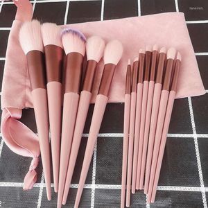 Pinceles de maquillaje 13 piezas Juego de pinceles Super Soft Bristles Milk Tea Color Blush Powder 4 colores Herramientas de belleza