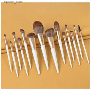 Pinceles de maquillaje 14 piezas Juego de pinceles de maquillaje Cosméticos Pinceles para mezclar Base en polvo Resaltar Rubor Sombra de ojos Cejas Pestañas Labios Maquillaje Pincel Q231110