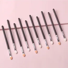 Pincéis de maquiagem 5pcs portátil sombra esponja escova vara sombra de olho delineador sobrancelha lábio aplicador olhos ferramenta cosmética