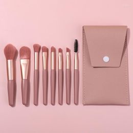 Pincéis de maquiagem 8pcs mini conjunto de pincéis de viagem portátil corretivo macio beleza fundação sombra de olho ferramenta cílios blush com bagmakeup harr22