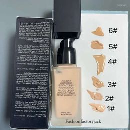 Pinceaux de maquillage marque All Day Luminous fond de teint léger Fluide Leger Longue Tenue Teint Lumineux 30ML