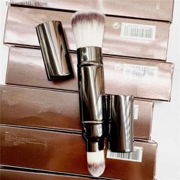 Make-up kwasten Zandloper Intrekbare make-upkwast met twee uiteinden - Draagbaar Poeder Blush Foundation Concealer Cosmetica Penseel Q240126