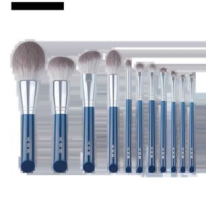 Makeup Brushes Ensemble de pinceaux de maquillage 11 pièces bleu ciel pinceaux de maquillage professionnels en fibres super douces stylos cosmétiques pour les yeux du visage de haute qualité cheveux synthétiques Q231110