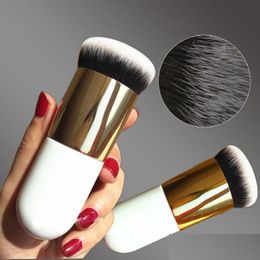 Pinceaux de maquillage Nouvelle mode Chubby Pier Foundation Brush Crème plate Professionnel Cosmétique Highlight Poudre libre Drop Livraison Santé B Otkwx