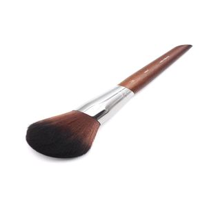 Pinceaux de maquillage artiste professionnel long manche en bois classique doux poils ondulés 130 grands outils cosmétiques ronds pinceau à poudre pour le visage et ot4ve