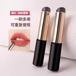 Brosses de maquillage en silicone à tête ronde brosse à lèvres souple Fingertip Concealer Lipstick Portable Multi-fonction