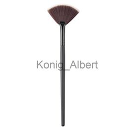 Pinceles de maquillaje Slim Fan Shape Powder Corrector Blending Finishing Highlighter Highlighting Makeup Brush Nail Art Brush para maquillaje SANA8 x0727