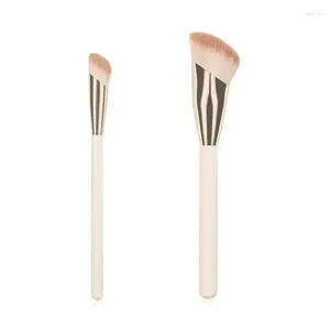 Pinceaux de maquillage brosse douce tête Oblique fond de teint liquide correcteur cosmétiques mélange visage Contour outil de beauté