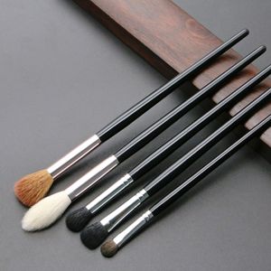 Pinceaux de maquillage Outils Sywinas Top Chèvre Cheveux Haute Qualité Ombre À Paupières Mélangeur Contour Surligneur Sourcils Fard À Paupières Maquillage Brosse 230922