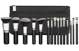 Make -upborstels ZOEVA 815PCS LEDER VROUWEN Zip Handtas Professionele poeder Foundation Eyeshadow Tools T2209213441711