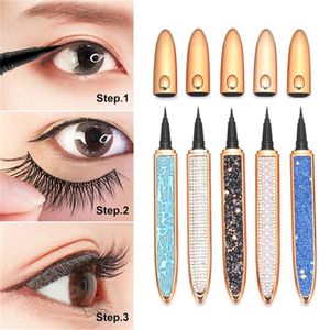 Make Up oog kleurrijke magnetische eyeliner lijmvrije viskeuze pseudo-eyelash zelfklevende eyeliners pencolor waterdichte snelle droge buisstijlen die willekeurig worden verzonden