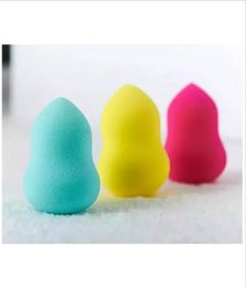 Makeup Sponge Cosmetic Puff Women Femmes Tools Tools de maquillage Smooth Blender Foundation Sponge pour le maquillage pour faire face aux soins3390217