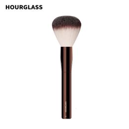 Outils de maquillage Brosse de sablier n ° 1 poudre de tête ronde douce et cutanée des cheveux en fibre de cheveux conception de mode simple visage 230816