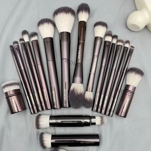 Make -upgereedschap zandloperborstelset intrekbare kabuki poeder blush naadloze afwerking foundation oogschaduw es 230314