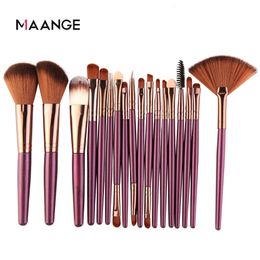 Make -upgereedschap Maange 6151820pcs Borstels Toolset Cosmetisch poeder Oogschaduw Foundation Blush Blending Schoonheid Make -up borstel MaquiaGem 230413