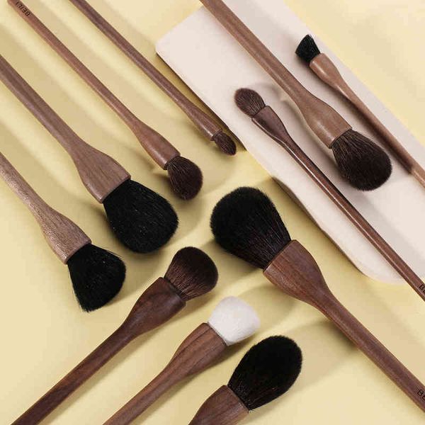 Outils de maquillage pinceau de maquillage Mara Nogal pinceau de jeu beauté grade A poudre contour de cheveux de chèvre 220423