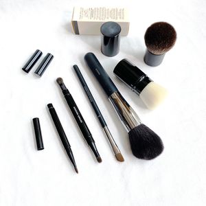 Outils de maquillage rétractables Kabuki Petit Pinceau Brussages à lèvres qualifiés ONGO POUDRE BLUSH FOUNDATION BEAUTY COSMETICS Tool 230203