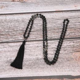 Perles Mala 6mm pierre volcanique nouée méditation bijoux semi-précieux hommes et femmes collier de charme suspendu pendentif pompon noir N239V