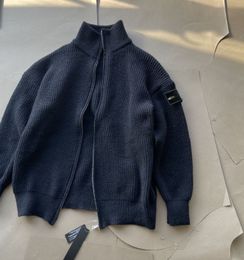 Pull décontracté de couleur unie pour hommes et femmes, cardigan en tricot avec col montant d'hiver, manteau de pull en pierre, manteau de badge pour couples