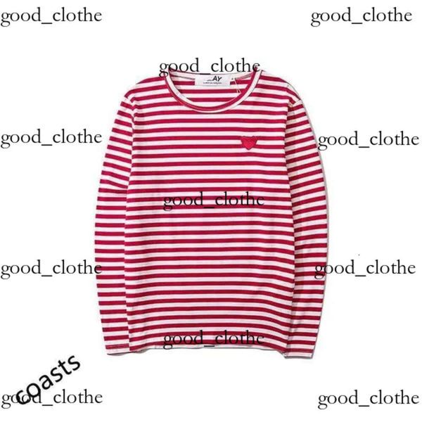Couple masculin et féminin à manches longues CDGS T-shirt Designer Play Commes des Garcons Broidered Sweater Pullover Love Black and White Stripes Loose Short Sleeve 542