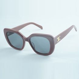 Designers masculins et féminins 4022U Lunettes de soleil pour ombres extérieurs Lunettes de soleil à la mode et classiques