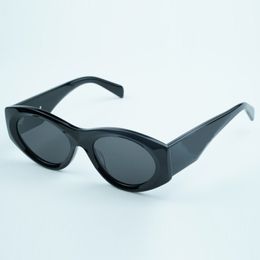 Mannelijke en vrouwelijke ontwerpers 20ZS zonnebrillen voor buitenkijkmodelleerbare en klassieke zonnebrillen Zwart gemengde kleurpootmaten 53-20-140