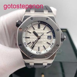 MALAP AP WRIG WORT ROYAL OAK OFFSHORE Série 15710ST.OO.A002CA.02 Watch 42mm White Plate Mens Watch