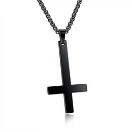 Masculino preto cruz invertida de são peter pingente colar para homem gargantilha de aço inoxidável crux de sanctus petrus jóias masculino neckl267j