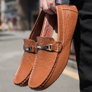 Sapatos de Couro Masculino Tendência da Moda Verão Couro Masculino Pele Casual Elegante Para Esportes da Moda Mens Lather Lether Italiano