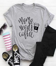 Maman a besoin de café tshirt décontracté graphique graphique drôle t-t-shirt maman life girt girt femmes vêtements mode tshirt plus taille y2009678348