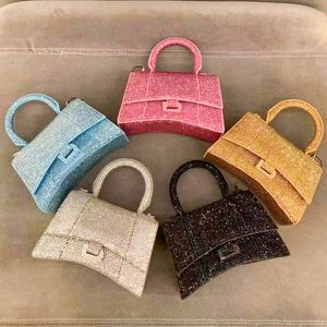 HOMBLABLE CORABLADO DE COMBRA INDRIMIENTO Bolsa de diamante de diamantes con correa de hombro Diseñador Glisten Crossbody Bag Clutch Luxurys Mujer Bolsos de cuero genuino Summer Bolsas pequeñas