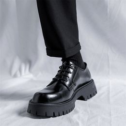 Man Japan Harajuku Koreaanse Streetwear Mode Zakelijke Bruiloft Lederen Schoen Mannen Hoge Zool Platform Casual Lederen Schoenen 220727