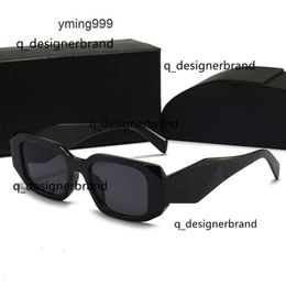 Homme Praddas Box Pada PRD pour les lunettes de soleil carrées de créateur de mode classiques avec des lunettes Gole Large 8679 lunettes de soleil de plage pour femme en plein air YLKH GJLH pra