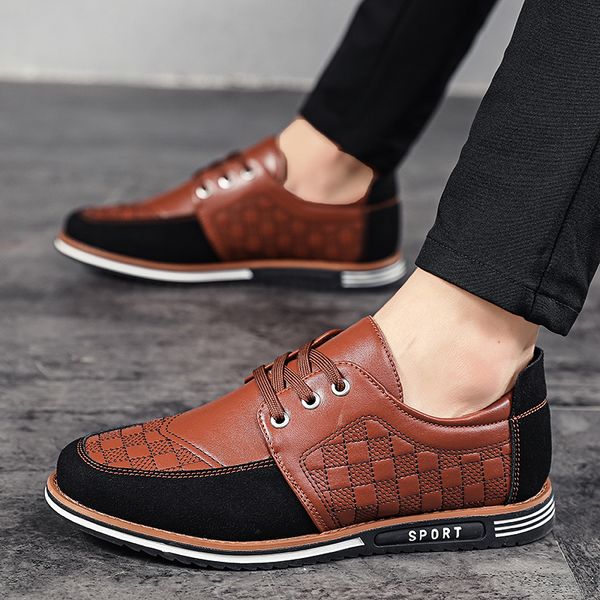 Homme chaussures printemps nouvelle mode chaussures hommes confortable bureau affaires Style Durable semelle mocassins marque hommes chaussures décontractées hommes mocassins