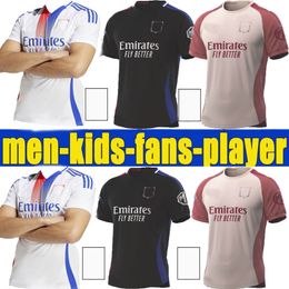 Nouveau 24 25 maillots de foot de pied de pied Lyonnais Caqueret Tolisso Jeffinho Ol Aouar Tagliafico Fans Joue-Player Football Shirts 2024 2025 Traore Sarr Man Lyon Kids Kits